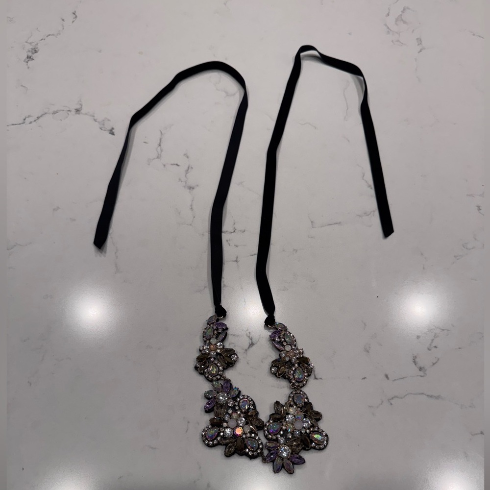 Beautiful gem stone (leather back) necklace with velvet straps